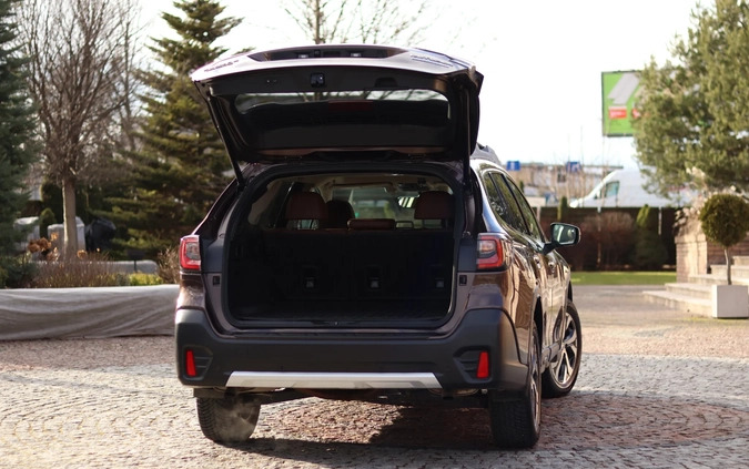 Subaru Outback cena 159000 przebieg: 40000, rok produkcji 2021 z Białystok małe 704